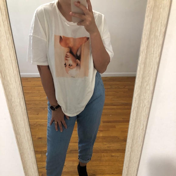 H&M Tops - Ariana Grande Tee